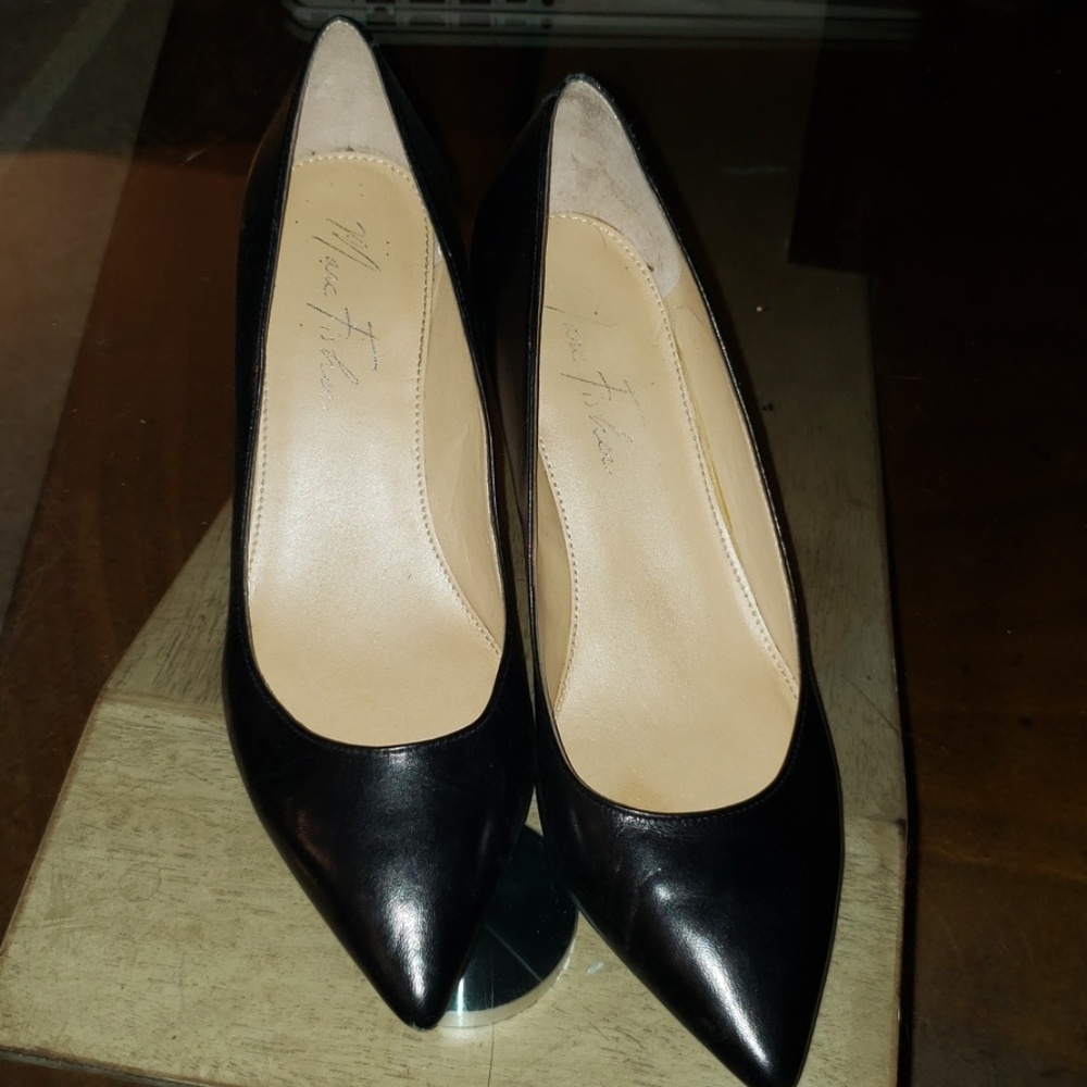 Low black heels